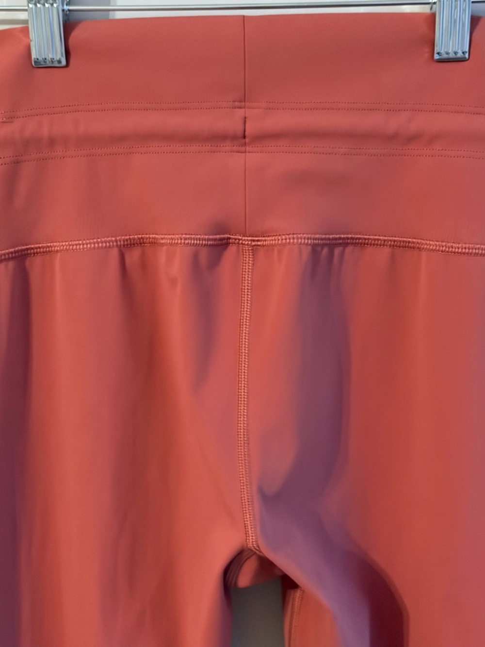 Vuori Performance Joggers Terracotta Athleisure Drawstring Pants - Picture 6 of 6